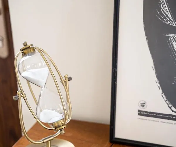 Clepsydra Mountain House *