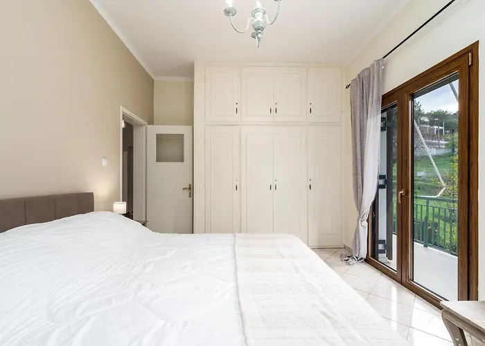 Clepsydra Mountain House * Калаврита